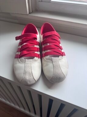 adidas White Athletic Sneakers with Red Straps